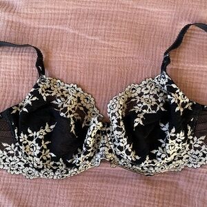 Elegant Black Lace Bra